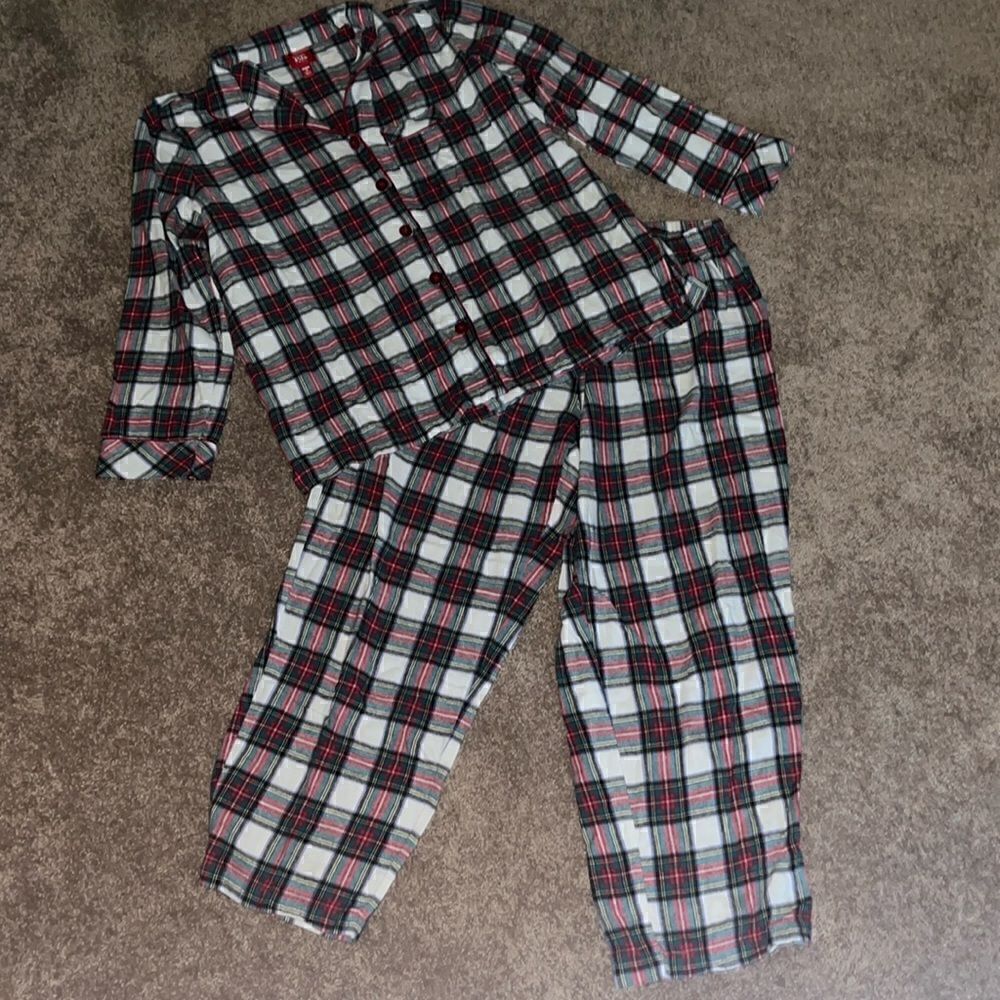 Macy’s Holiday PJ Set